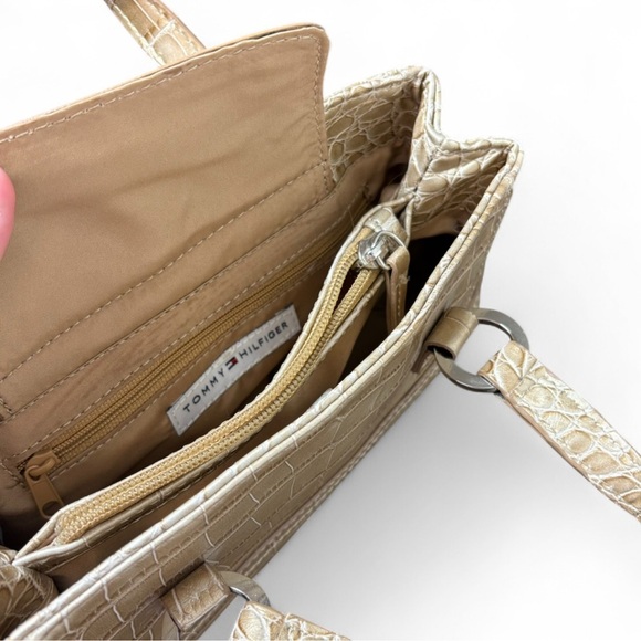 Tommy Hilfiger Crocodile Embossed Small Shoulder Bag Cream Gold - Picture 6 of 6